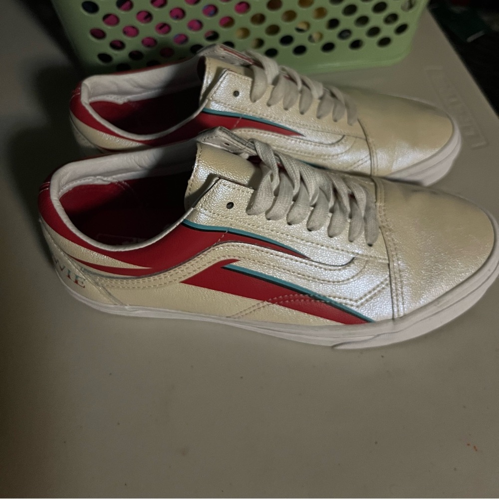 Vans x David Bowie men size 8.5